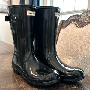 Hunter Boots in Black